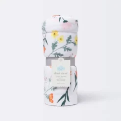 Jersey Knit Reversible Blanket - Cloud Island™ Garden Floral 7 Jersey Knit Reversible Blanket - Cloud Island™ Garden Floral -Cloud Island™ GUEST 1ab9dd2a 1712 43f6 ad5e 041002a4e3ba